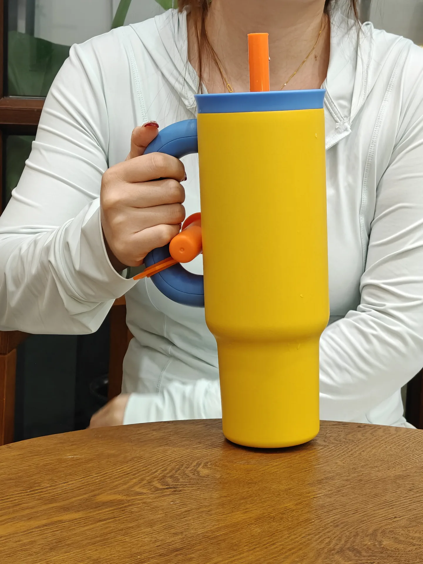 DT4009--400z handle tumbler