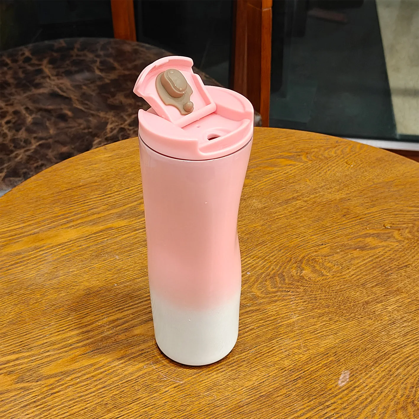 DT5040- Gradient water cup
