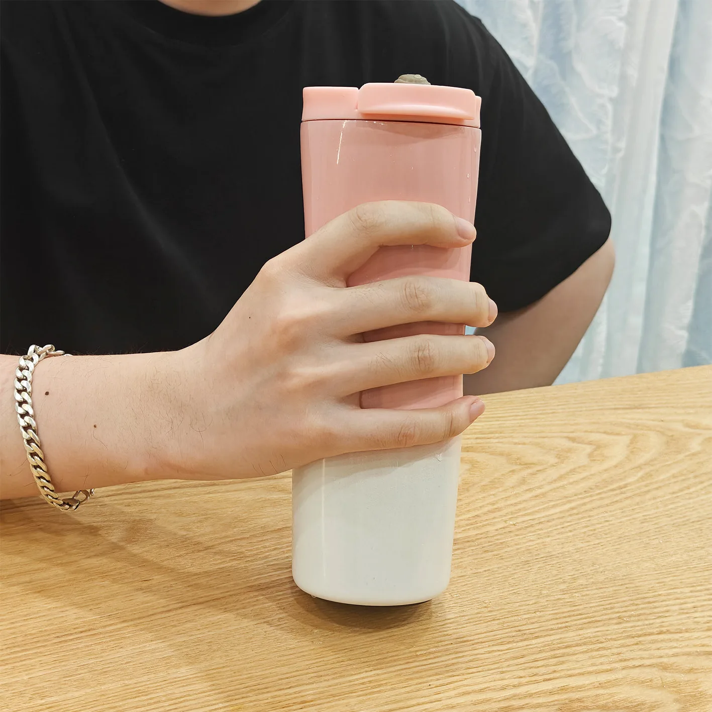 DT5040- Gradient water cup